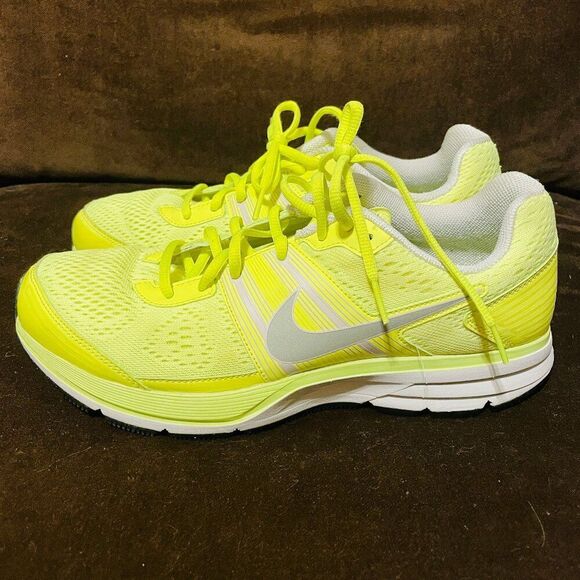 Nike Air Zoom Pegasus 29 Volt Yellow Black Running Sneaker 524950-701 9.5 US 43 - Picture 2 of 11